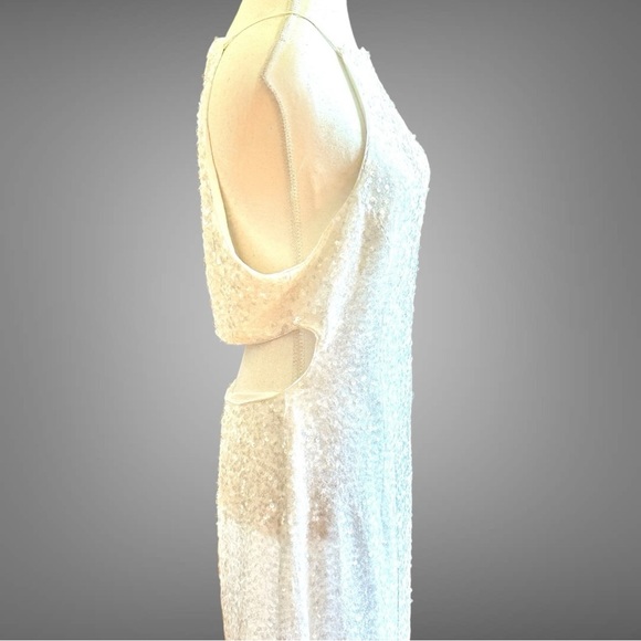 Sachin & Babi Morgan Halter Cut-Out Sequin Slim Maxi Dress - Picture 9 of 16